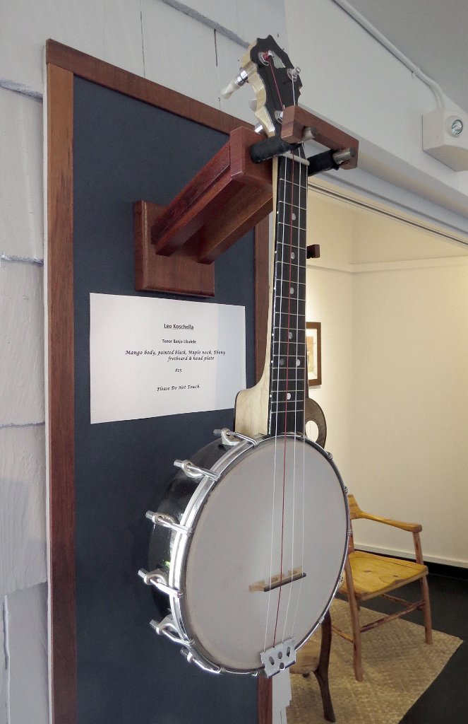Tenor banjo ukulele by Leo Koschella